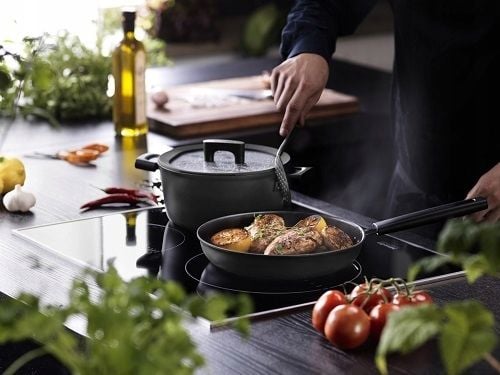 FISKARS RONDEL Z POKRYWKĄ 3,5L HARD FACE na Arena.pl