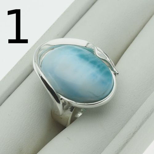 Pierścionek z owalnym Larimarem w srebrze z liściem 2 na Arena.pl