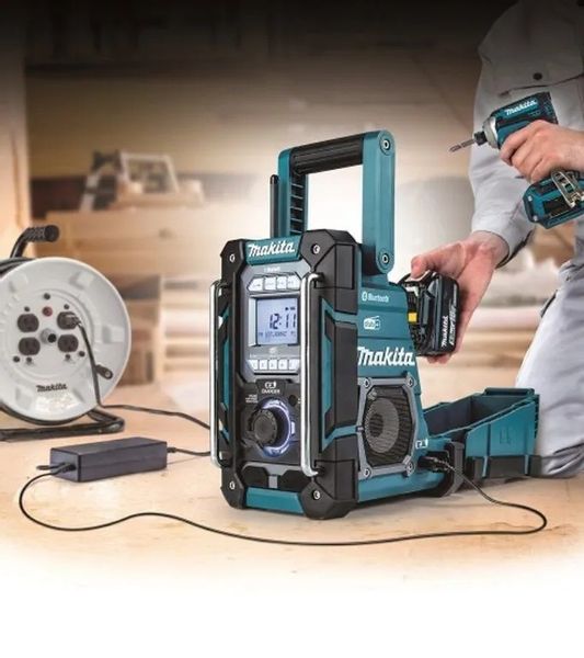 Radio budowlane Makita bluetooth DMR 301 zdjęcie 13