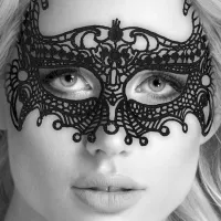 ouch! empress koronkowa maska na oczy czarna laserowa lekka