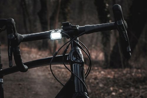 LAMPKA ROWEROWA PRZÓD NA KIEROWNICE ŚWIATŁO LED OŚWIETLENIE ROWER USB VAYOX na Arena.pl