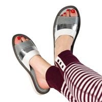 Klapki kapcie damskie na koturnie srebrny pasek