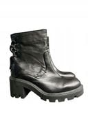 Botki czarne INUOVO rozmiar 40