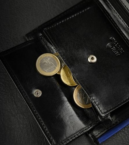 pojemny, pionowy portfel męski z połyskującej skóry naturalnej - ronaldo na Arena.pl