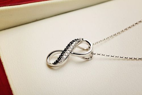 Złoty wisiorek WBD3890 - Diament na Arena.pl