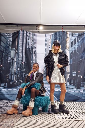 Damskie Ocieplane Buty Kozaki Crocs Stomp Lined Boot 43-44 na Arena.pl