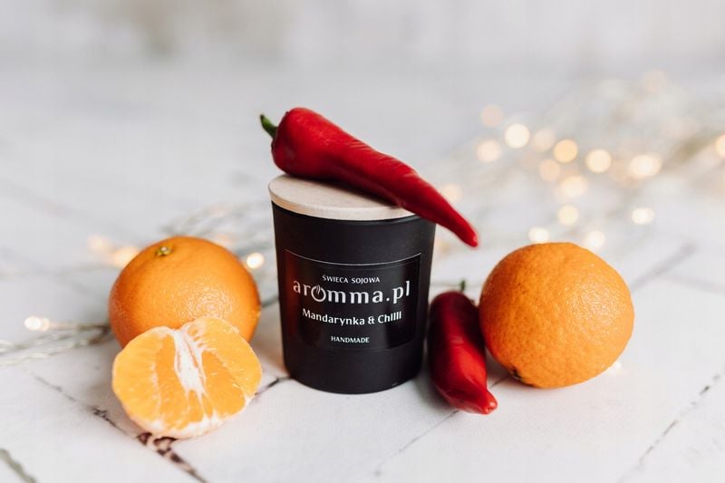 ŚWIECA SOJOWA MANDARYNKA&CHILLI 180 ML AROMMA - ZAPACH NA ŚWIĘTA zdjęcie 1
