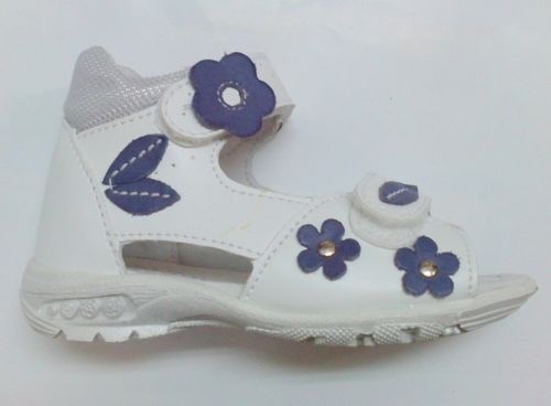 KORNECKI sandałki 4097 biały na Arena.pl