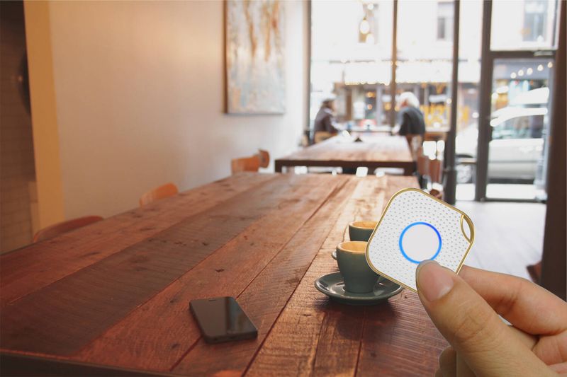 iTrack5 lokalizator kluczy Bluetooth GPS Biały zdjęcie 4