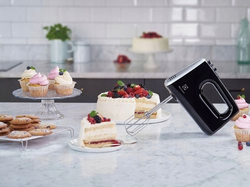 MIKSER ROBOT RĘCZNY KUCHENNY ELECTROLUX 5 BIEGÓW +4 KOŃCÓWKI 450W CZARNY na Arena.pl