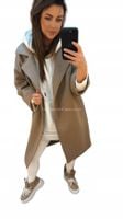BY O LA LA! PŁASZCZ DRESOWY TAUPE UNI