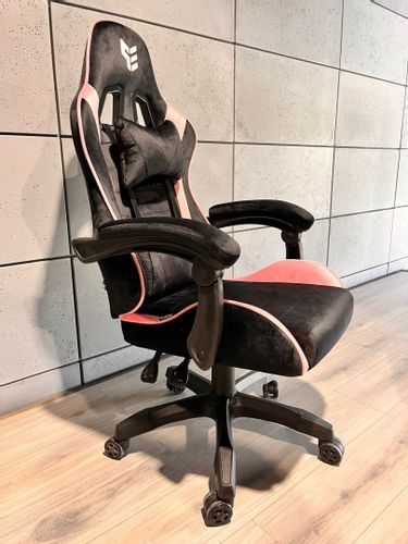 Fotel obrotowy gamingowy HERO ENZO PINK ALCANTARA na Arena.pl