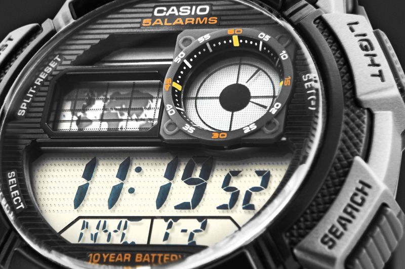 zegarek męski casio ae-1000w-4bvdf + box zdjęcie 5