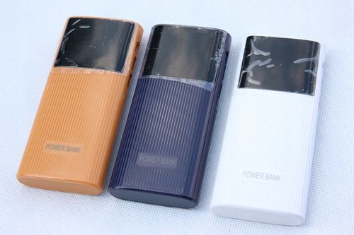 VIP SOLIDNY Mocny Power bank 50000mAh Wyświetlacz 3xUSB Latarka KOLORY na Arena.pl