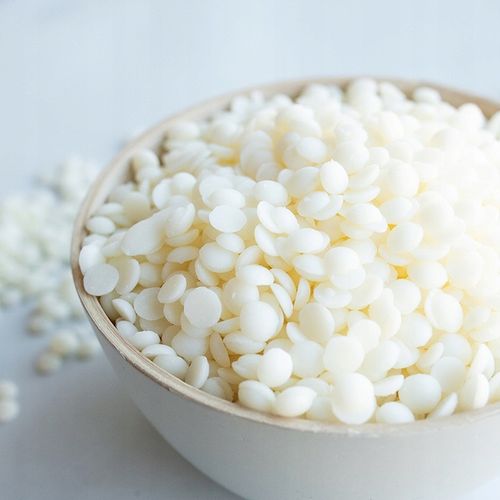 Wosk sojowy PILLAR twardy do świec wolnostojących naturalny pastylki 1 kg na Arena.pl