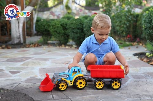 DUZY 65cm Traktor ciągnik z przyczepą na Arena.pl