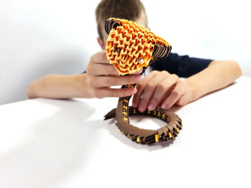 Zabawka kreatywna dla dzieci i dorosłych - Origami 3D Kobra (360 elementów) na Arena.pl