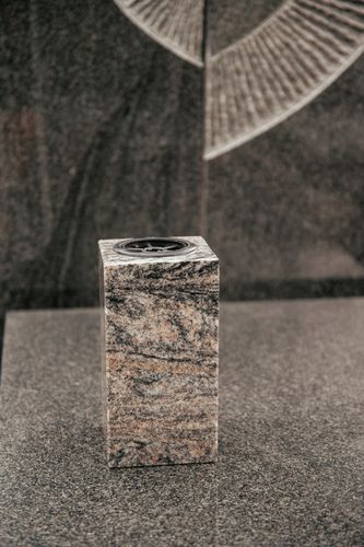 Ekskluzywny Wazon Granitowy na Grób Wazon na Pomnik (Himalaya) 28cm na Arena.pl