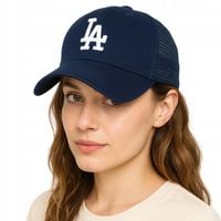 Czapka z daszkiem snapback bejsbolówka