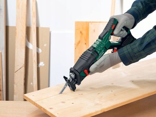 Piła szablasta akumulatorowa Parkside PSSA 20-Li B2 na Arena.pl