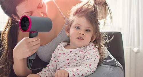 Suszarka do włosów 2200W Z JONIZACJĄ Zimny nawiew + Koncentrator na Arena.pl