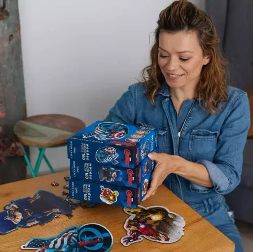 Puzzle drewniane 160 elementów. Thanos na Tronie na Arena.pl