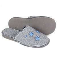 damskie kapcie r.40 z filcu szare z kwiatami wygodne ciepłe kd-08-nb-40