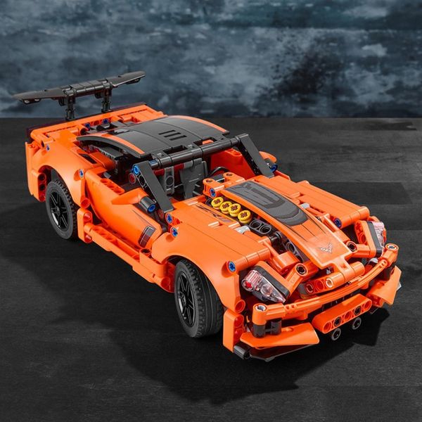 LEGO Technic 42093 Chevrolet Corvette ZR1 zdjęcie 5