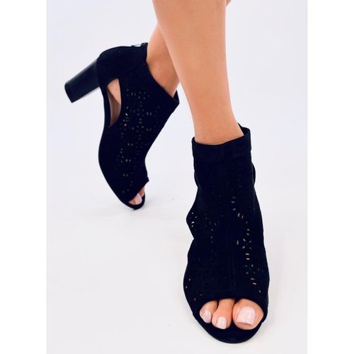 Ażurowe botki open toe r.40 na Arena.pl