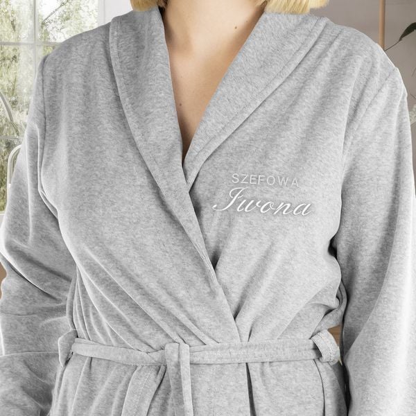 Zestaw prezentowy dla szefowej szlafrok M i ręcznik z haftem+ filiżanka zdjęcie 2