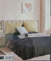 Czarne luksusowe prześcieradło z falbanką