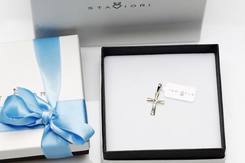 Krzyżyk Staviori WZX5001 na Arena.pl