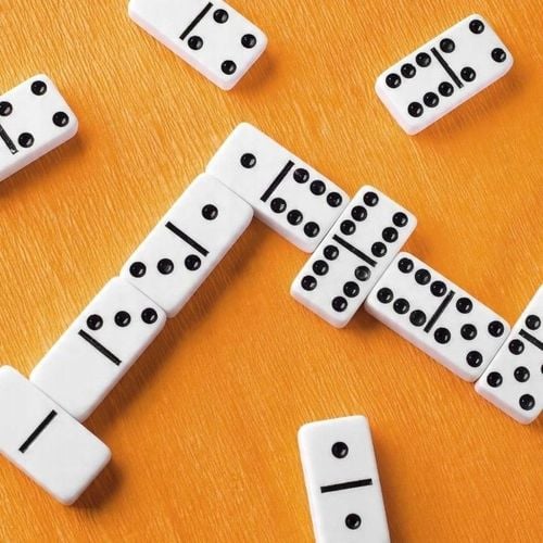 GRA DOMINO LOGICZNA DO ZABAWY EDUKACYJNA PODRÓŻNA 28 ELEMENTÓW RODZINNA na Arena.pl