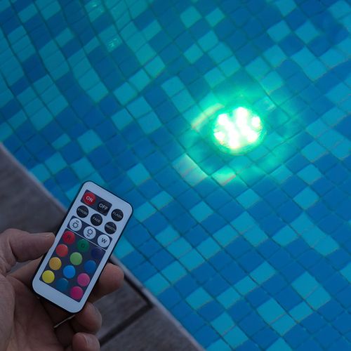 Podwodne LED RGB (10 LED) na Arena.pl