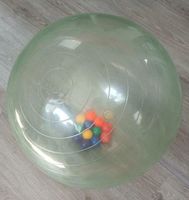 PIŁKA Z KOLOROWYMI KULKAMI ACTIVITY BALL 50 cm