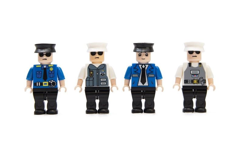 Zestaw Figurek Policja 4 szt. zdjęcie 2