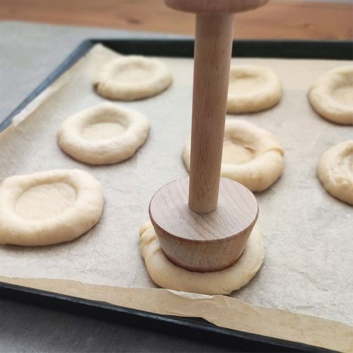 Ubijak do Tartaletek Dróżdzówek Ugniatacz Tłuczek Drewniany Dwustronny na Arena.pl