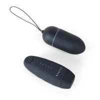 b swish bnaughty classic unleashed black - jajko sterowane pilotem