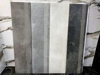 Twarde szare płytki schodowe 120x30 ANTYPOŚLIZGOWE