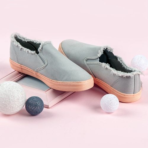 Szare Slipony r.36 na Arena.pl