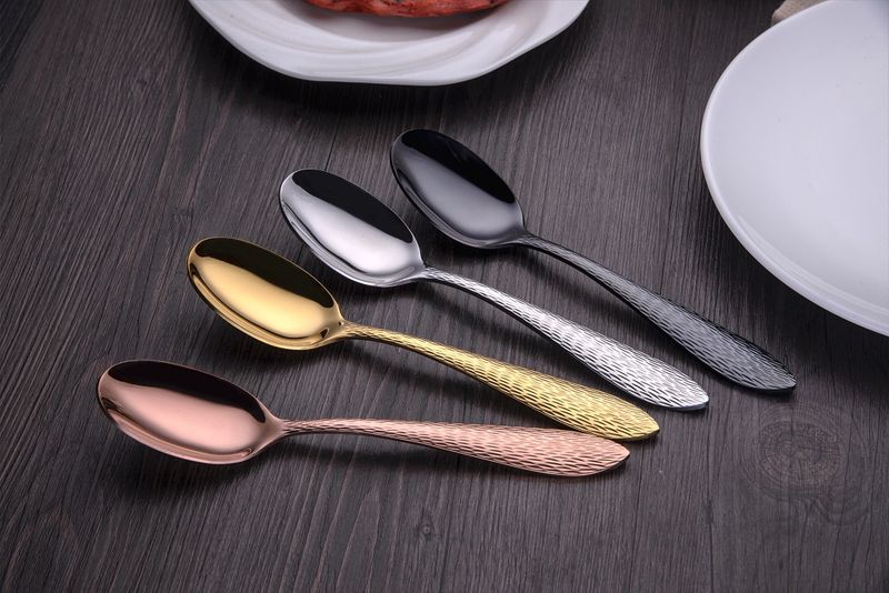 Sztućce - NEW DESIGN 24 Szt -Miedz - Złoto - Czerń zdjęcie 4