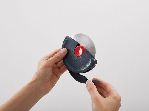 Nóż do pizzy DISC Joseph Joseph na Arena.pl