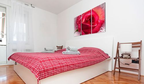Obraz - Lady Rose - triptych Rozmiar - 120x80 na Arena.pl