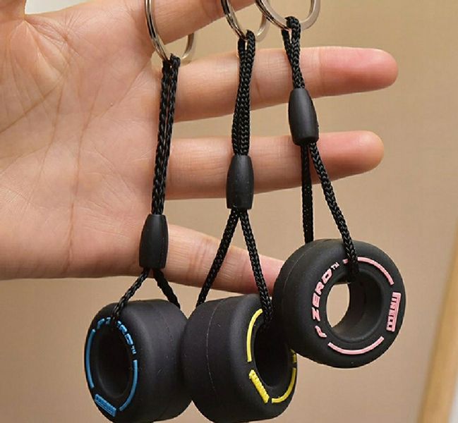 Breloczek Opona Guma Pirelli P Zero Ozdoba Tuning Koło do kluczy Samochód zdjęcie 3