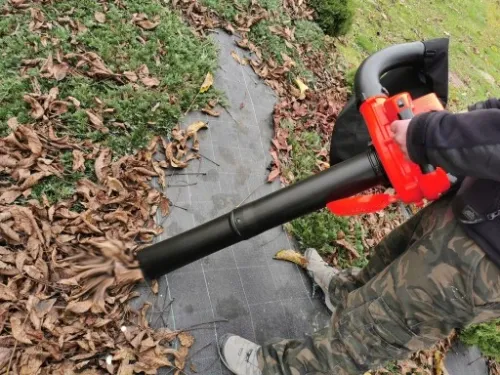 DMUCHAWA SPALINOWA ODKURZACZ DO LIŚCI BERHARD na Arena.pl