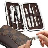 Zestaw do paznokci przybornik manicure pedicure etui cążki 7 elementów — Brązowy