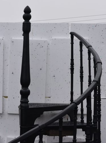 SCHODY KRĘCONE FI 1,72 M - WZÓR NR 1 - 2 TRALKI NA STOPNIU na Arena.pl