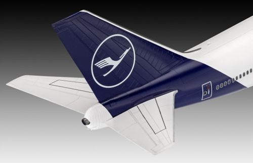 Model plastikowy Boeing 747-8 Lufthansa nowy na Arena.pl