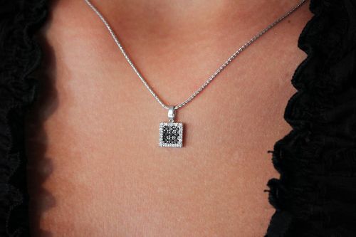 Wisiorek Staviori WBD1912 na Arena.pl