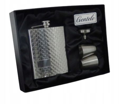 Piersiówka w Zestawie z Kieliszkami i Lejkiem na Arena.pl